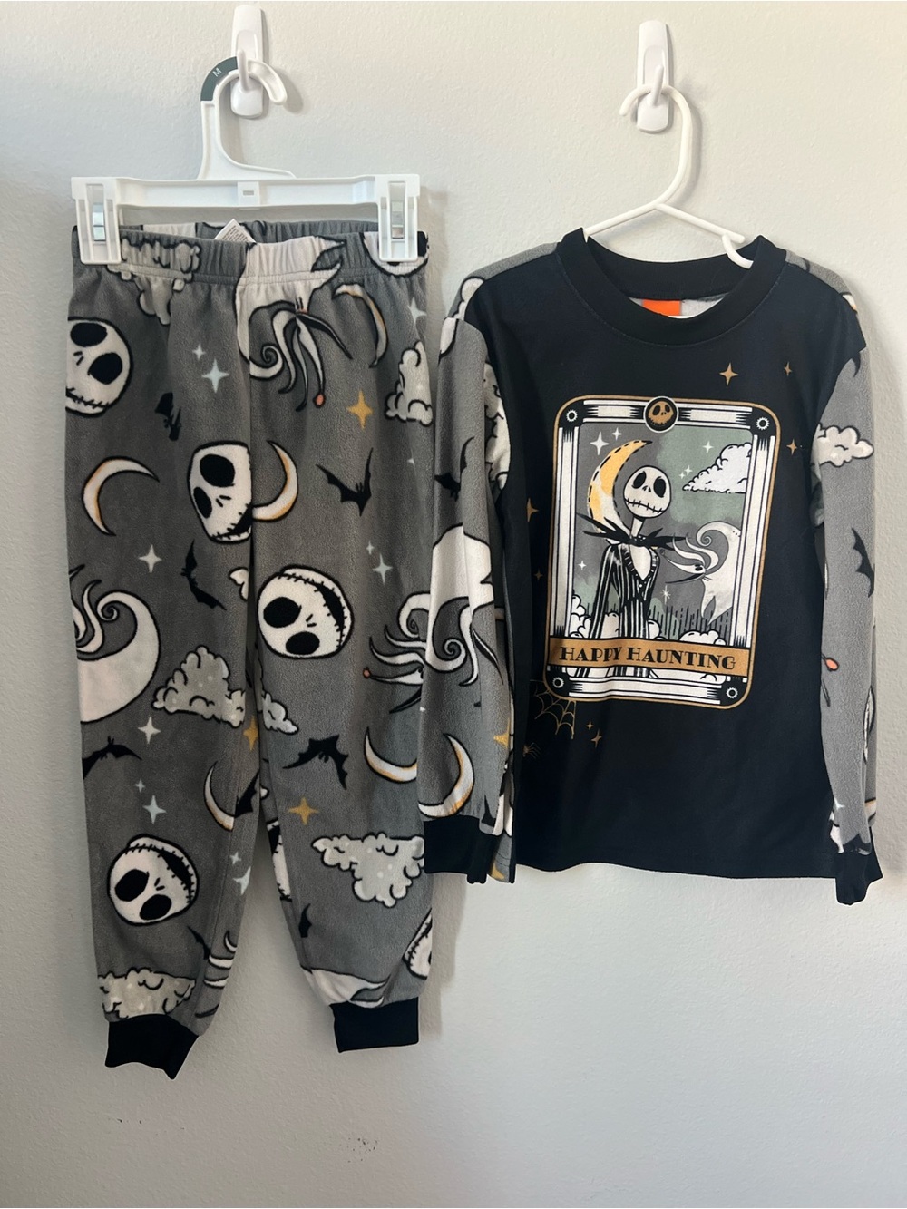 Kids Black & Gray Halloween Pajama Set - 'Happy Haunting'